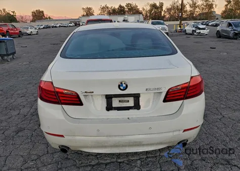 2013 BMW 535 Xi z USA, uszkodzony, nr VIN WBAFU7C51DDU71214
